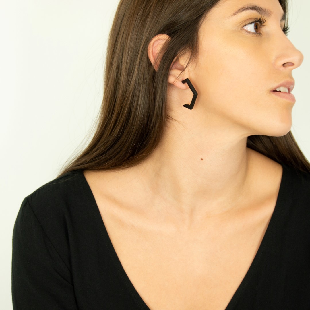 Boucles d′oreilles en ivoire végétal Profil XL faites main | Noir