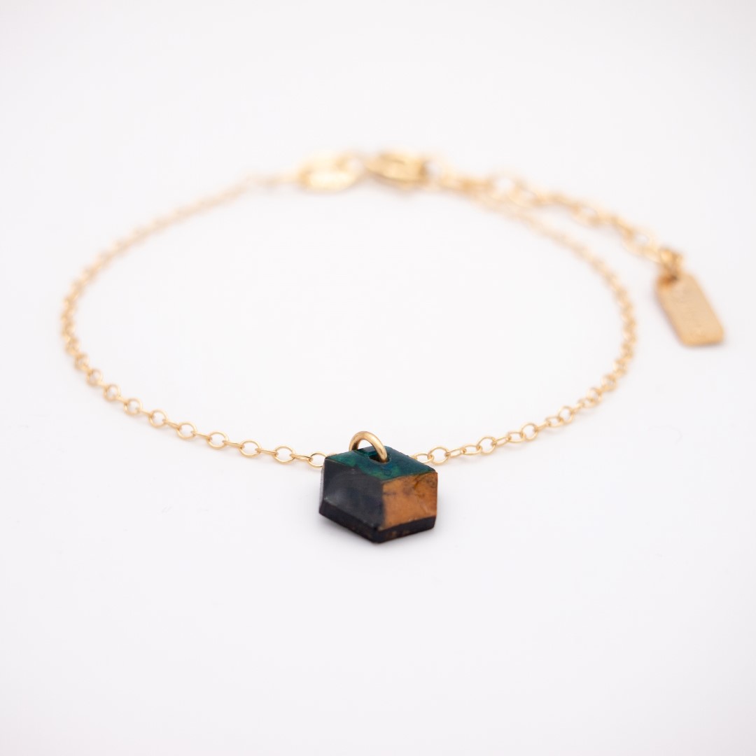 Bracelet fin en calebasse séchée et chaîne plaquée or 24k | Hexagone Cube - Noir -Canard-Moutarde