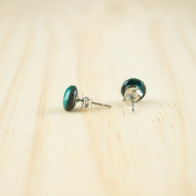 Boucles d′oreilles puces 8mm en Calebasse séchée faites main rondes | Point : Turquoise - Saumon