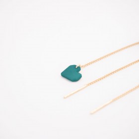 Boucles d’oreilles chaîne traversante Coeur en ivoire végétal et argent 925 plaqué or 24k | Turquoise